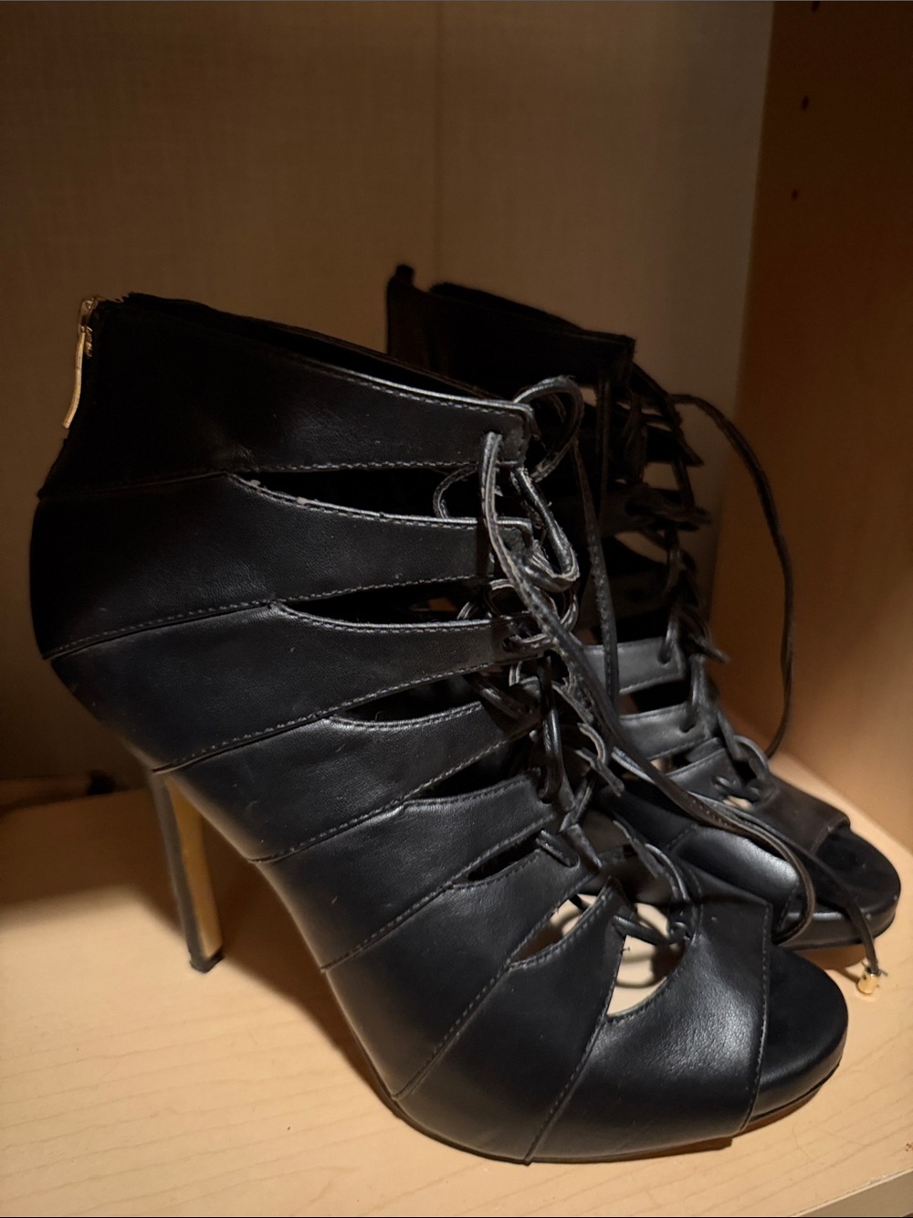 BCBGeneration sexy Black Lace-Up Cutout Stiletto Sandals size 8